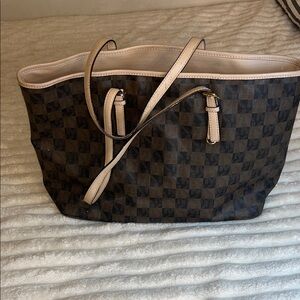 Checkered Tote Bag - Brown and Tan